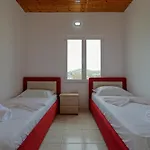 Xhovani