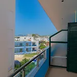 Xhovani شقة كساميل