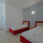 Xhovani كساميل