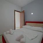 Xhovani شقة كساميل
