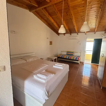 Apartment Xhovani Ksamil