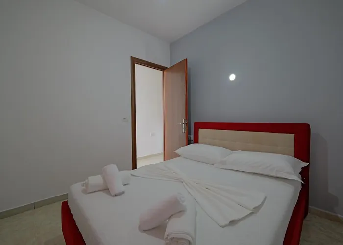 Xhovani Lejlighed Ksamil
